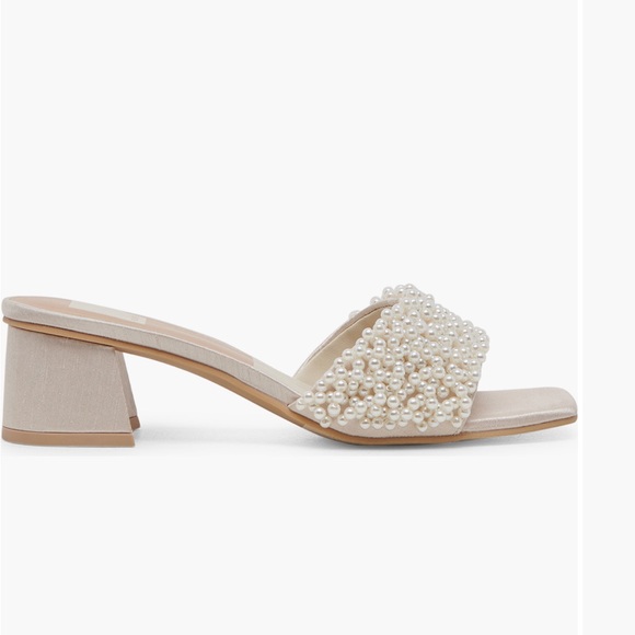 Dolce Vita Briton Slide Sandal - Picture 3 of 9